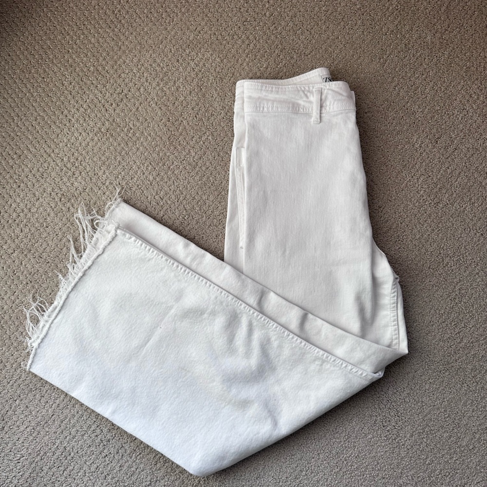 Zara White Frayed Hem Jeans